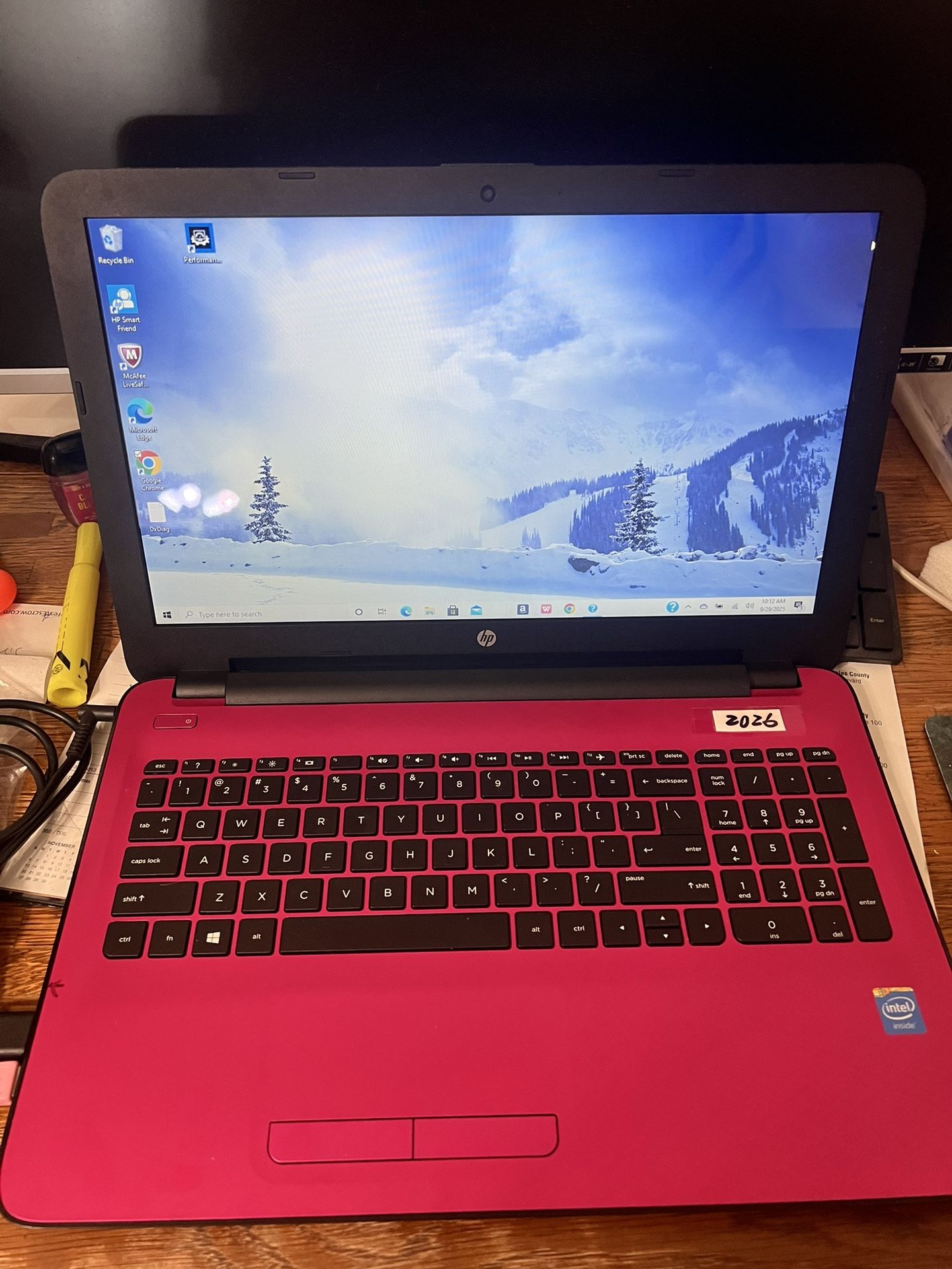 (pink) HP 15” Notebook, Model RTL8188EE, Tested, 1.6GHz, 4 GB RAM, 911 GB HDD