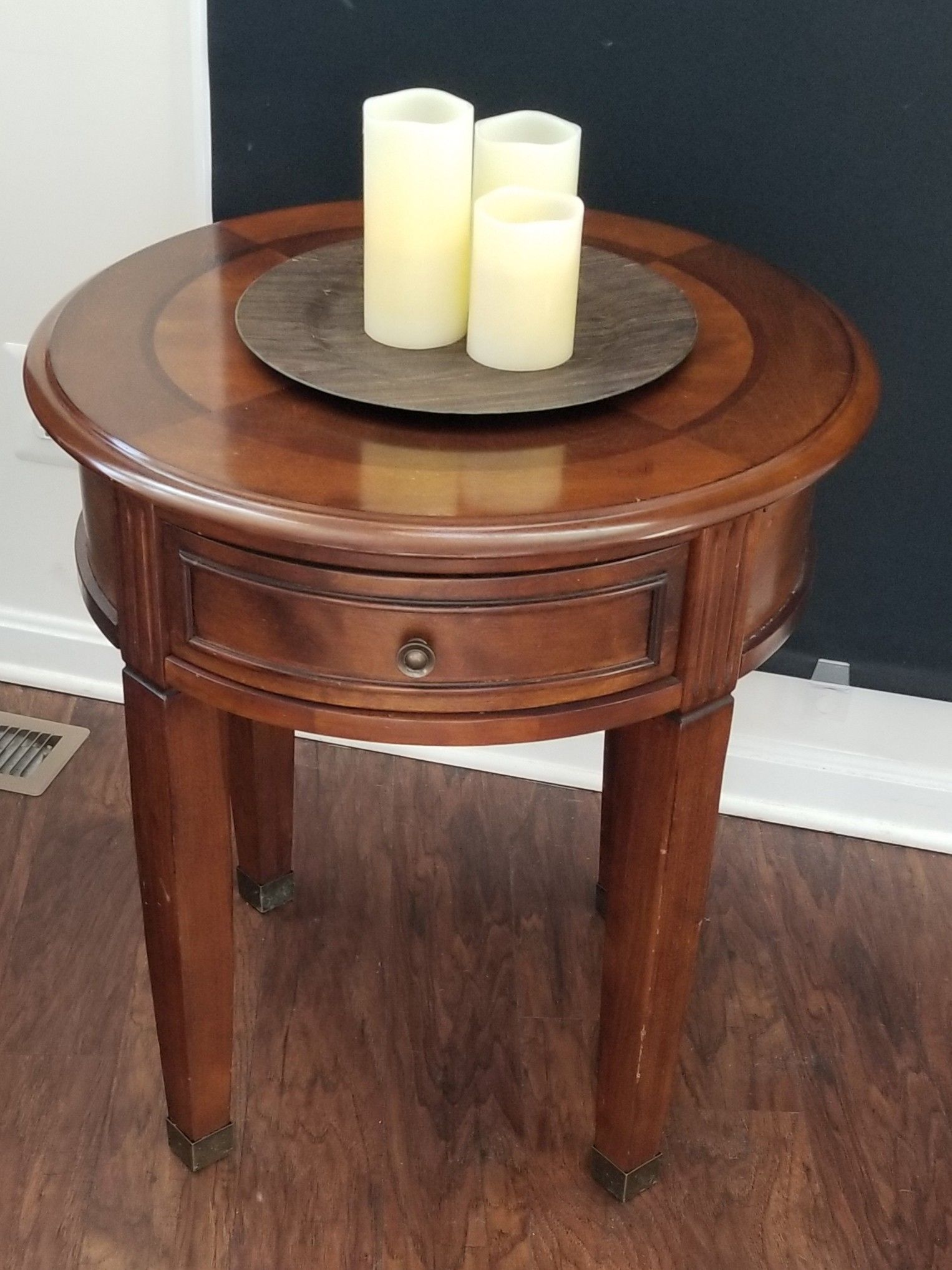 Set of 3 coffee and 2 end tables
