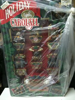 Mr Christmas musical holiday carousel!
