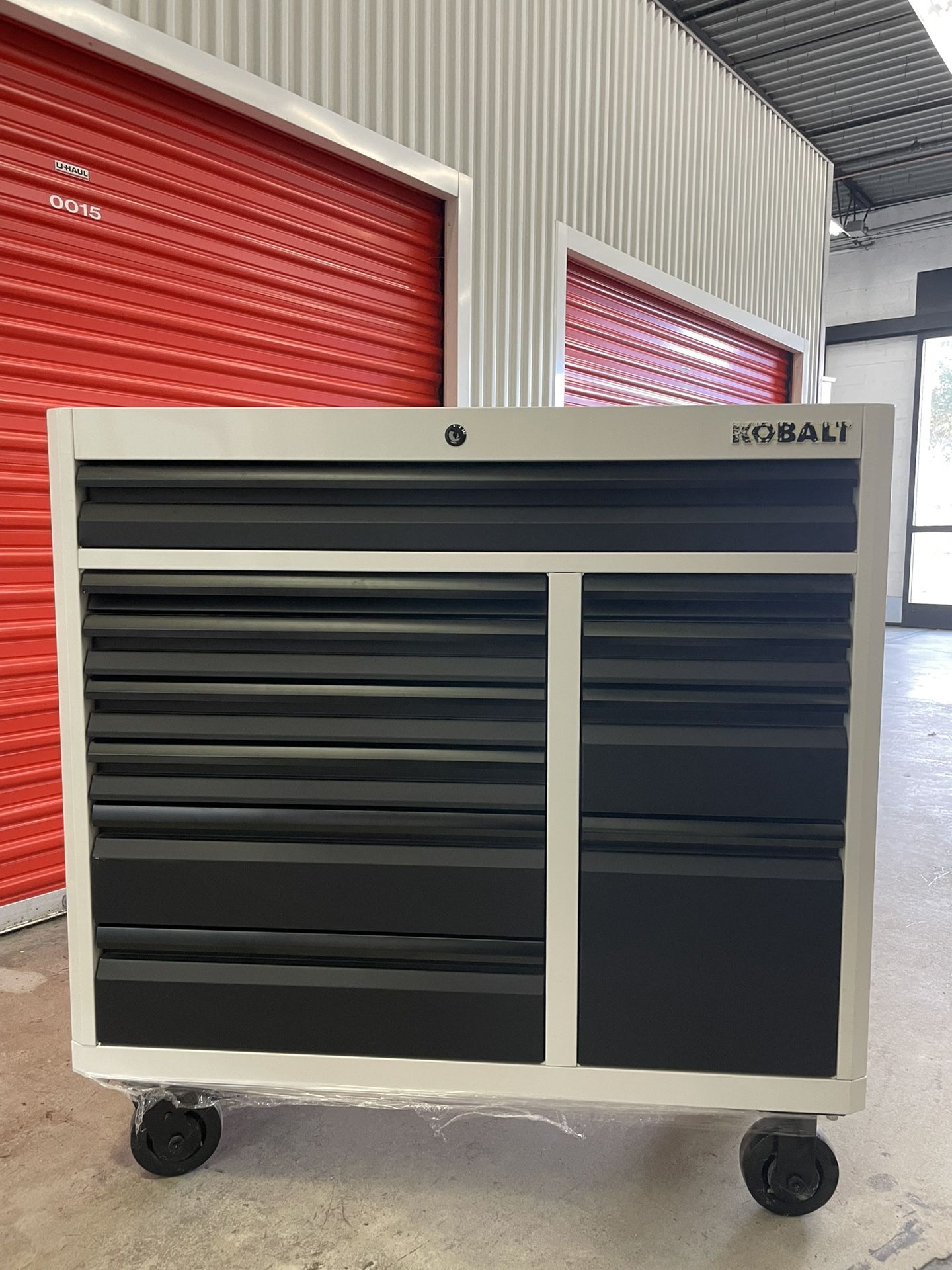 Kobalt White Rolling Tool Box