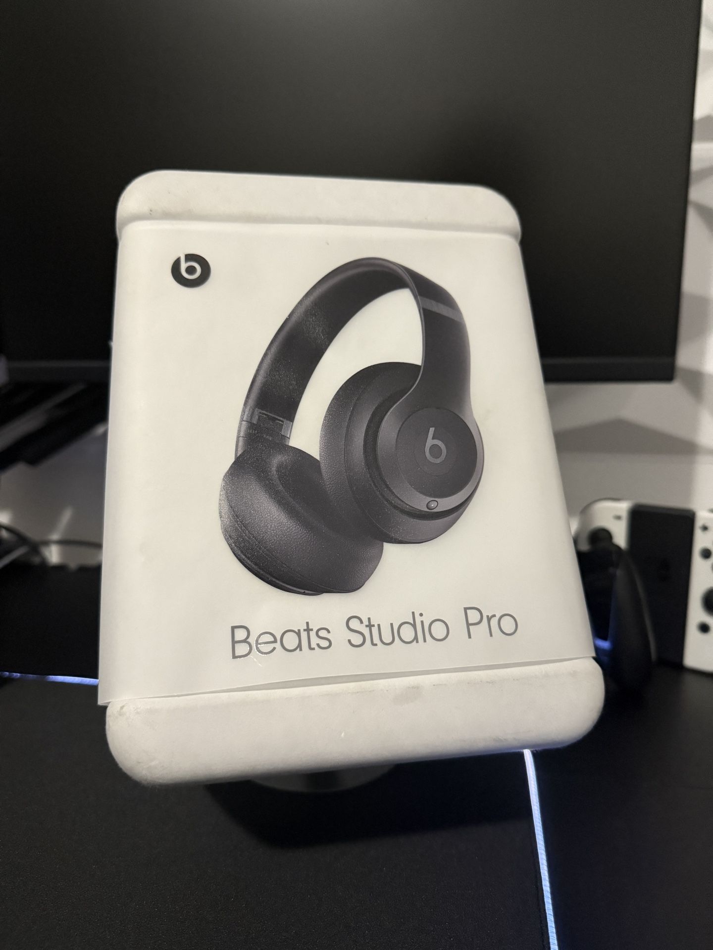 Beats Studio Pro