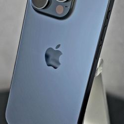 Apple iPhone 15 Pro 256GB - Blue Titanium – Excellent Condition – Cases Included – Spectrum (Unlock Immediately After Payoff)
