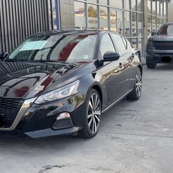 2021 Nissan Altima SR