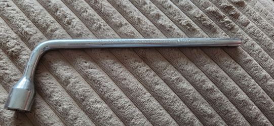 Genuine Mercedes-Benz 17mm Wheel Lug Wrench Tool A(contact info removed) Walter