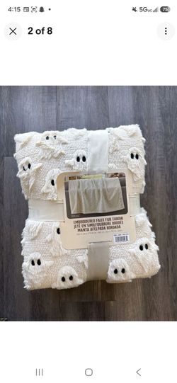 Costco Halloween 🎃  Blanket