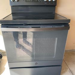 GE Induction Range