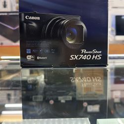 Canon PowerShot SX740HS Camera