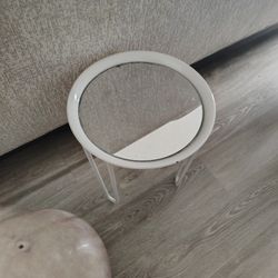 Bargain! $20 Mirror & Metal Accent Table