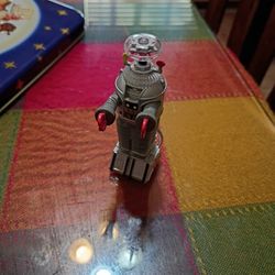 Lost In Space Key Chain 