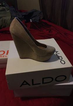 Nude suede Aldo wedges