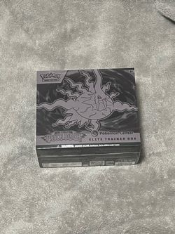 Pokémon Pitch Black ETB PC
