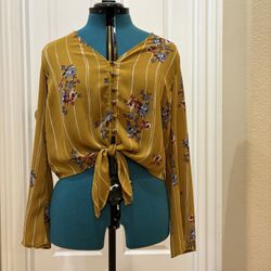 Women’s’ size L yellow floral stripe button up with tie waist