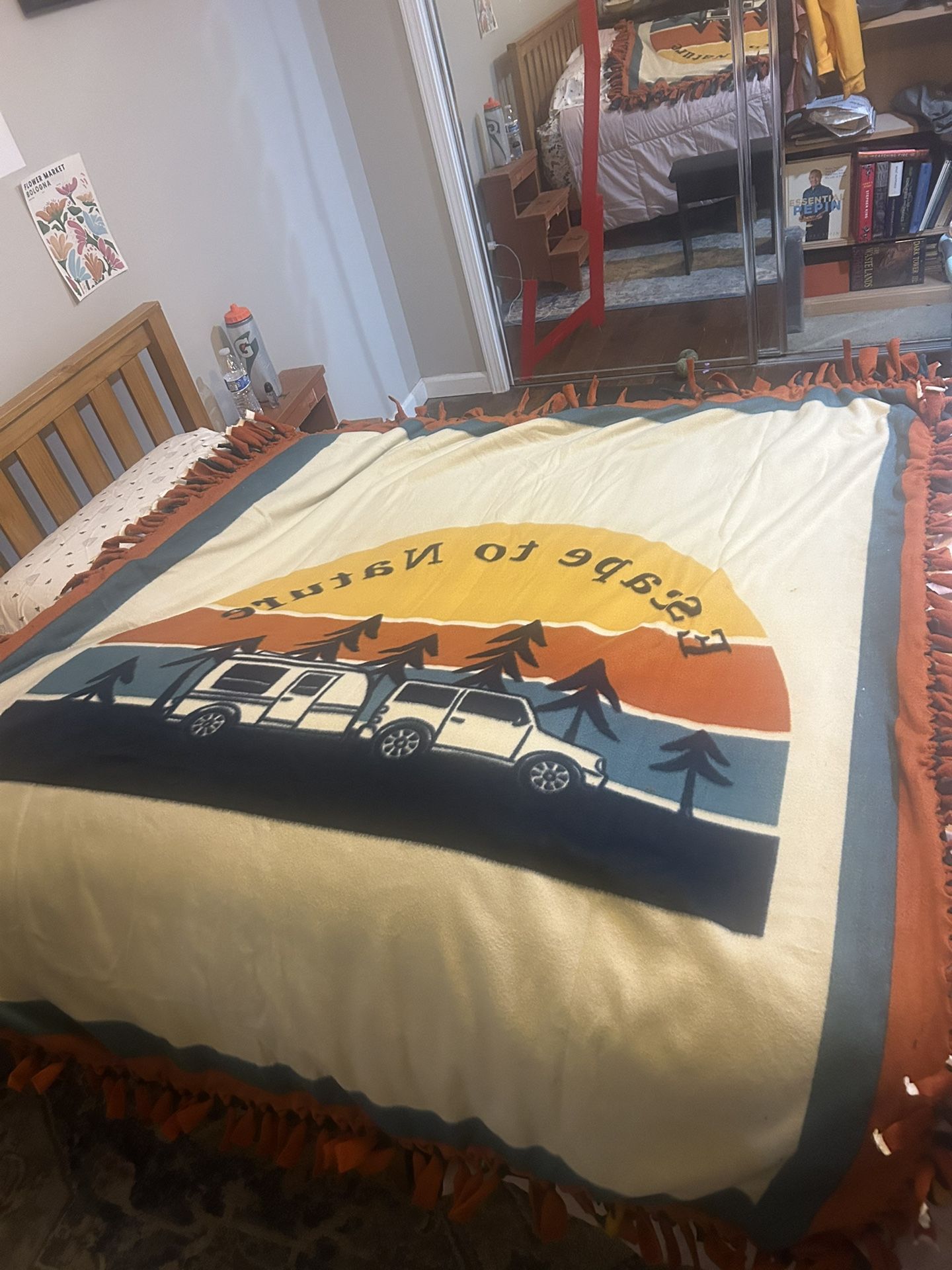 Escape To Nature Tie Blanket