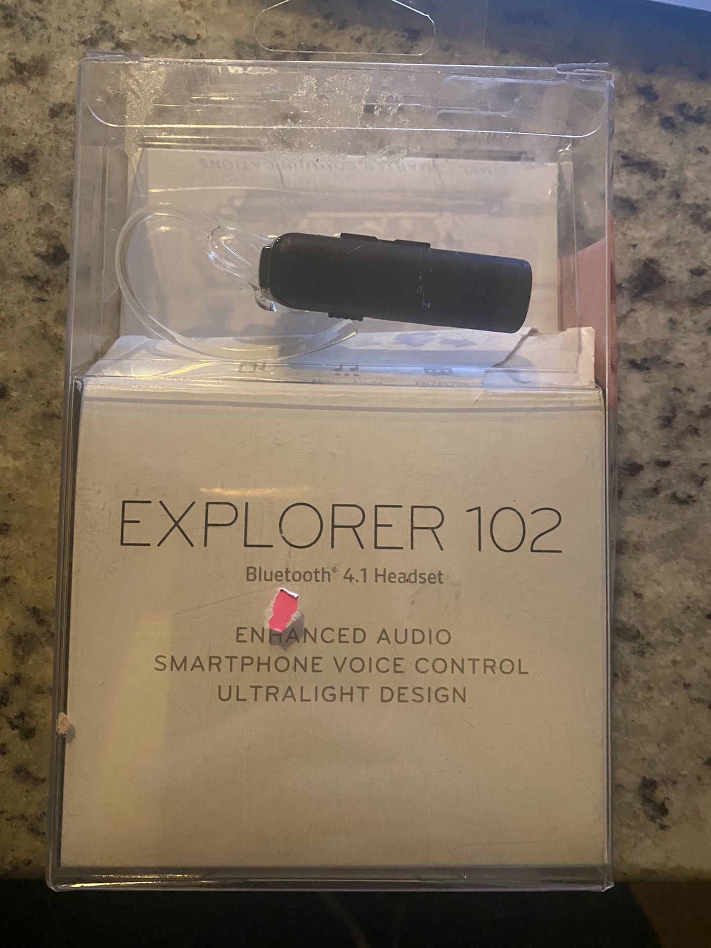 Plantronic explorer 102 bluetooth headphone
