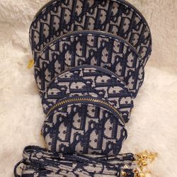 Beautiful New 4 In 1 Make-up Pouches