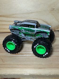 Monster Jam 2023 Spin Master Avenger 1:64 Ser. 33 World Finals 25th Anniversary