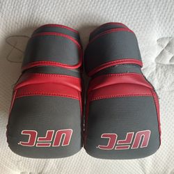 UFC Gloves 