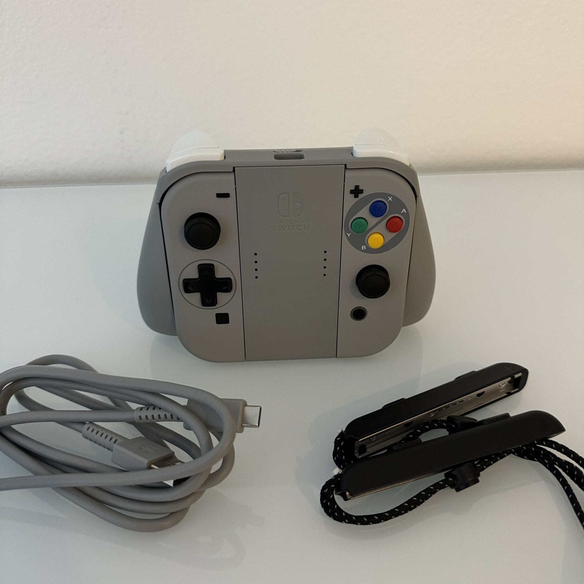 Nintendo Switch Joy-Cons With Charging Grip