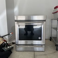 KitchenAid KSIB900ESS Induction Slide-In Range – Barely Used – Stainless Steel