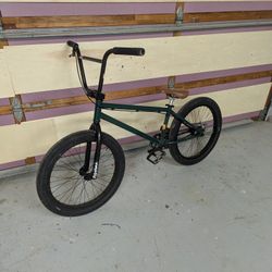 S and M Mad Dog 22 Complete 