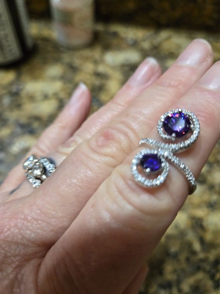 NEW LAB CREATED AMETHYST WITH GEUINE WHITE SAPHIRES SIZE 7 STAMPED 925 STERLING SILVER