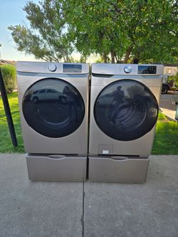 Like new Samsung Washer and Dryer!!!