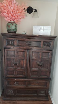 Six Drawer Dresser 