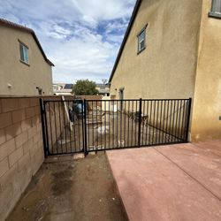STEEL FENCING & GATES 