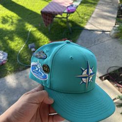 Seattle Mariners “Cyclone collection” fitted hat from Hat club