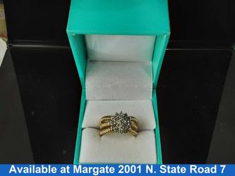 Women's Ring - Yellow Gold 14k (.585) 7.6 grams Size 7.5