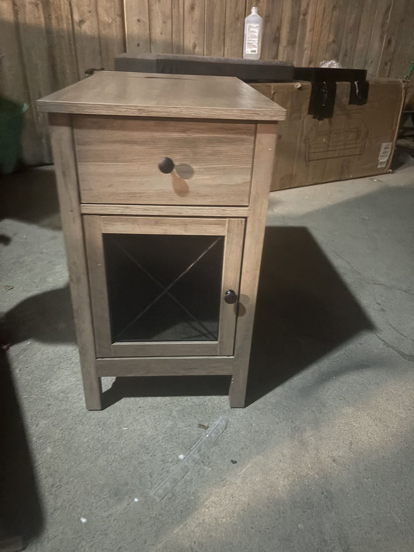 End Table With Electric Outlet And USB Plugs Brand New