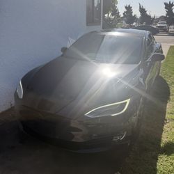 2016 Tesla Model S 75D