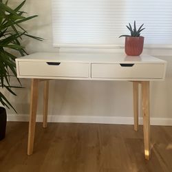 Desk White With Wood legs