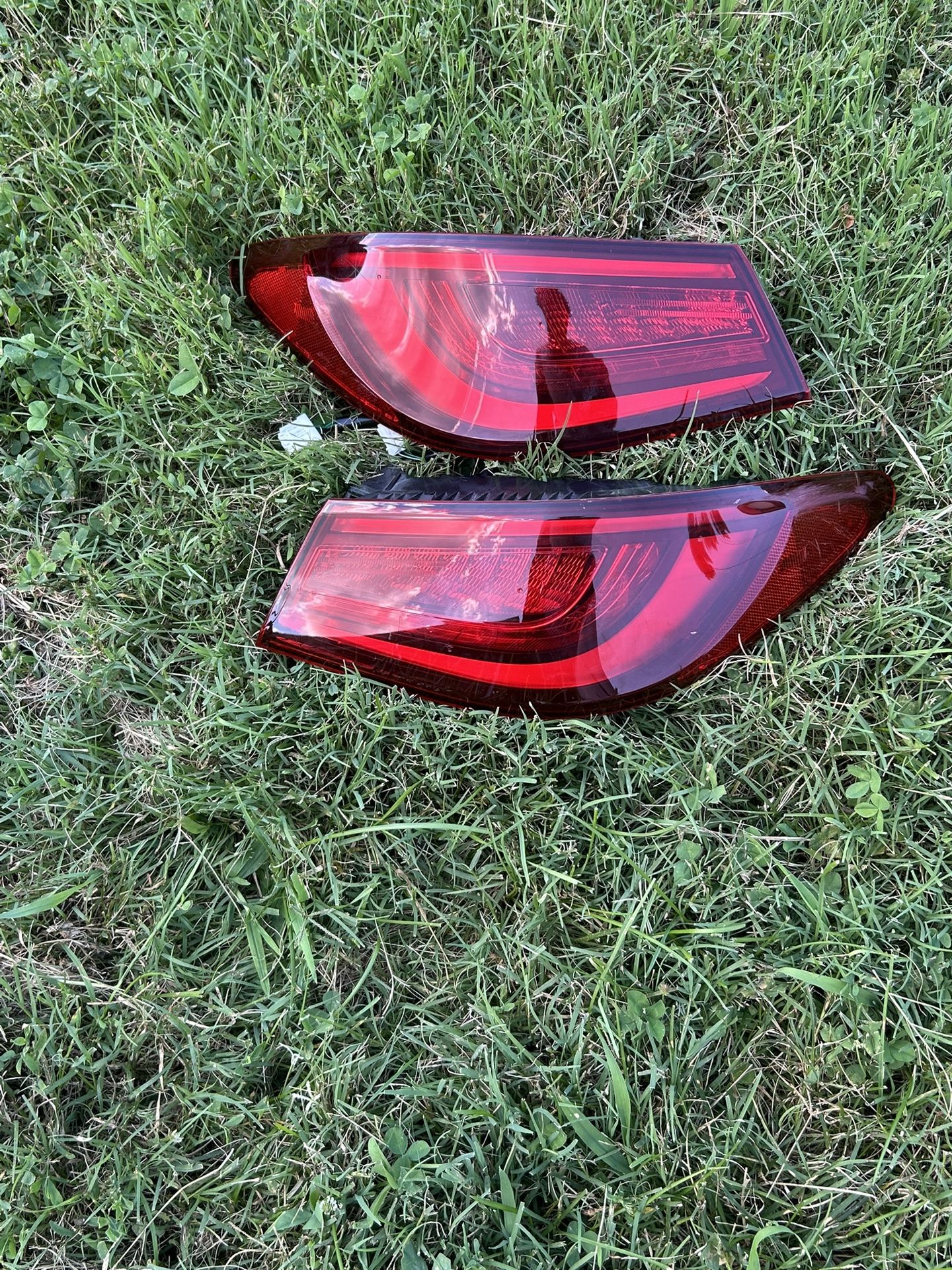 2018 Q60 Taillights
