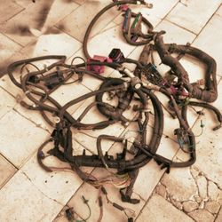 Engine Wire Harness For 2007 GMC Sierra V6..4.3