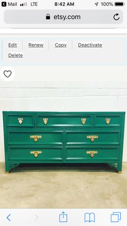 Dresser Shangri la by Dixie