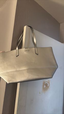 Kendall & Kylie tote