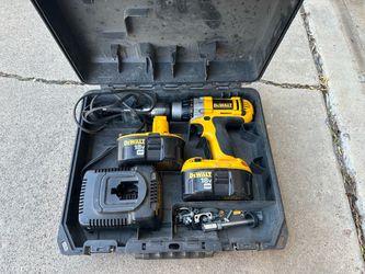DeWalt 18V XRP cordless hammer drill kit