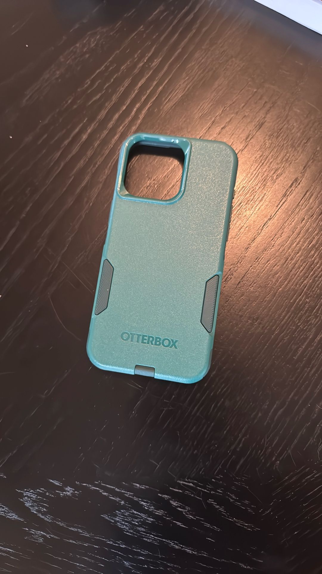 Otterbox iPhone Pro Max commuter Case