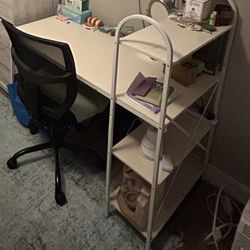 Student Desk. Great For College Student 