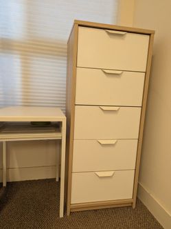 5-Drawer Dresser / Storage Cabinet – White & Oak Finish