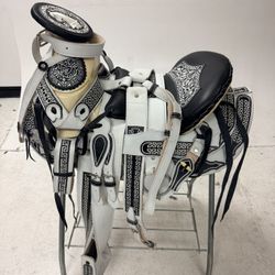 Nueva Montura Charra  
