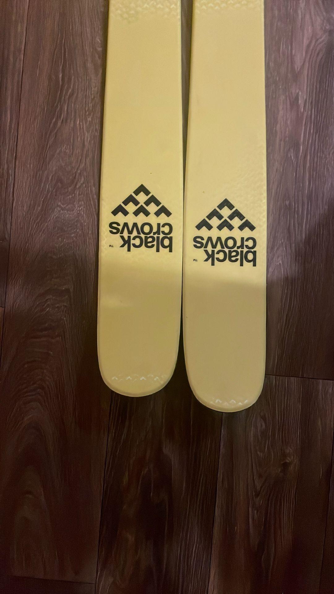 Black Crows Skis