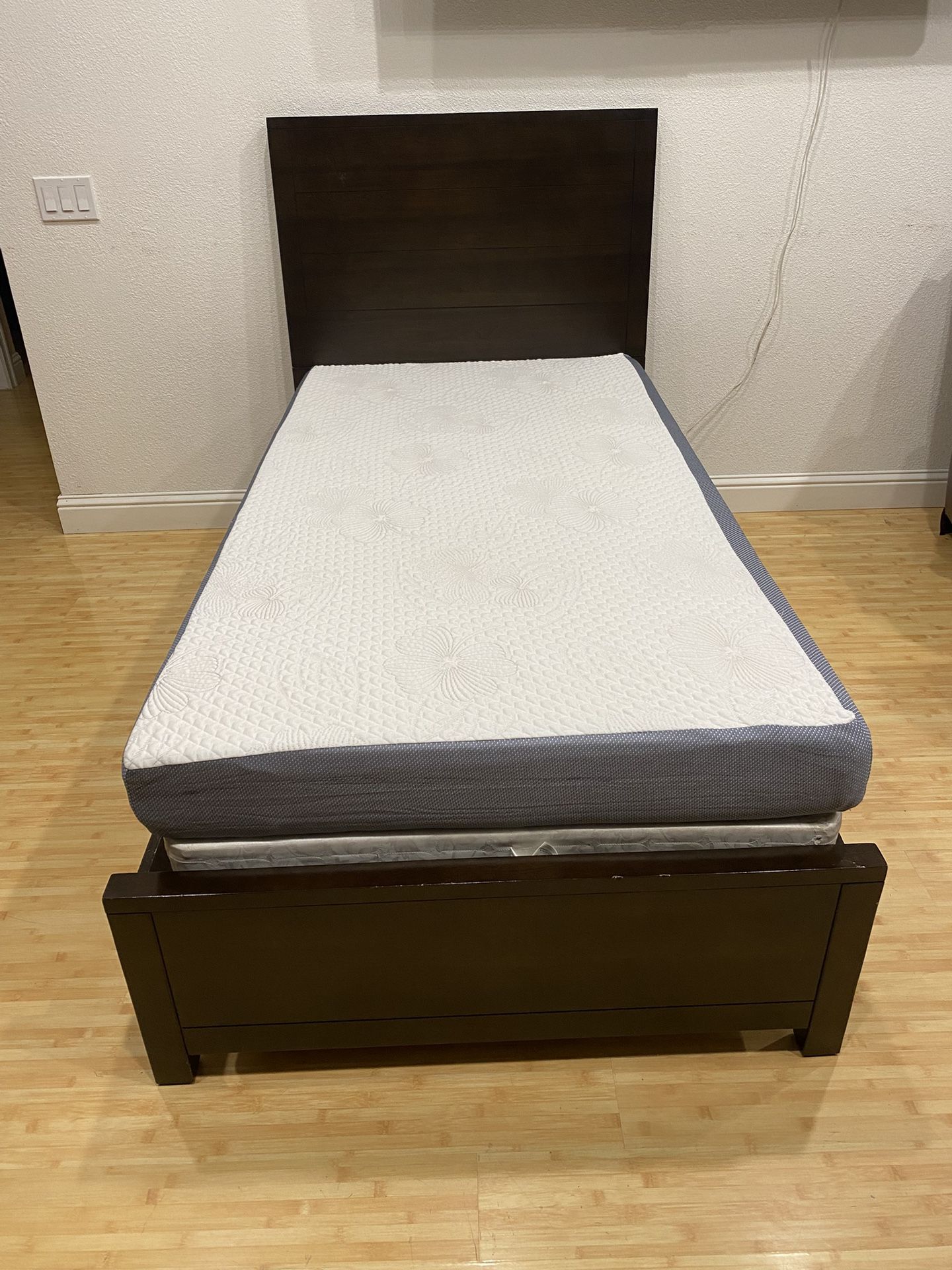 Twin Bad Frame, Box Spring And Mattress