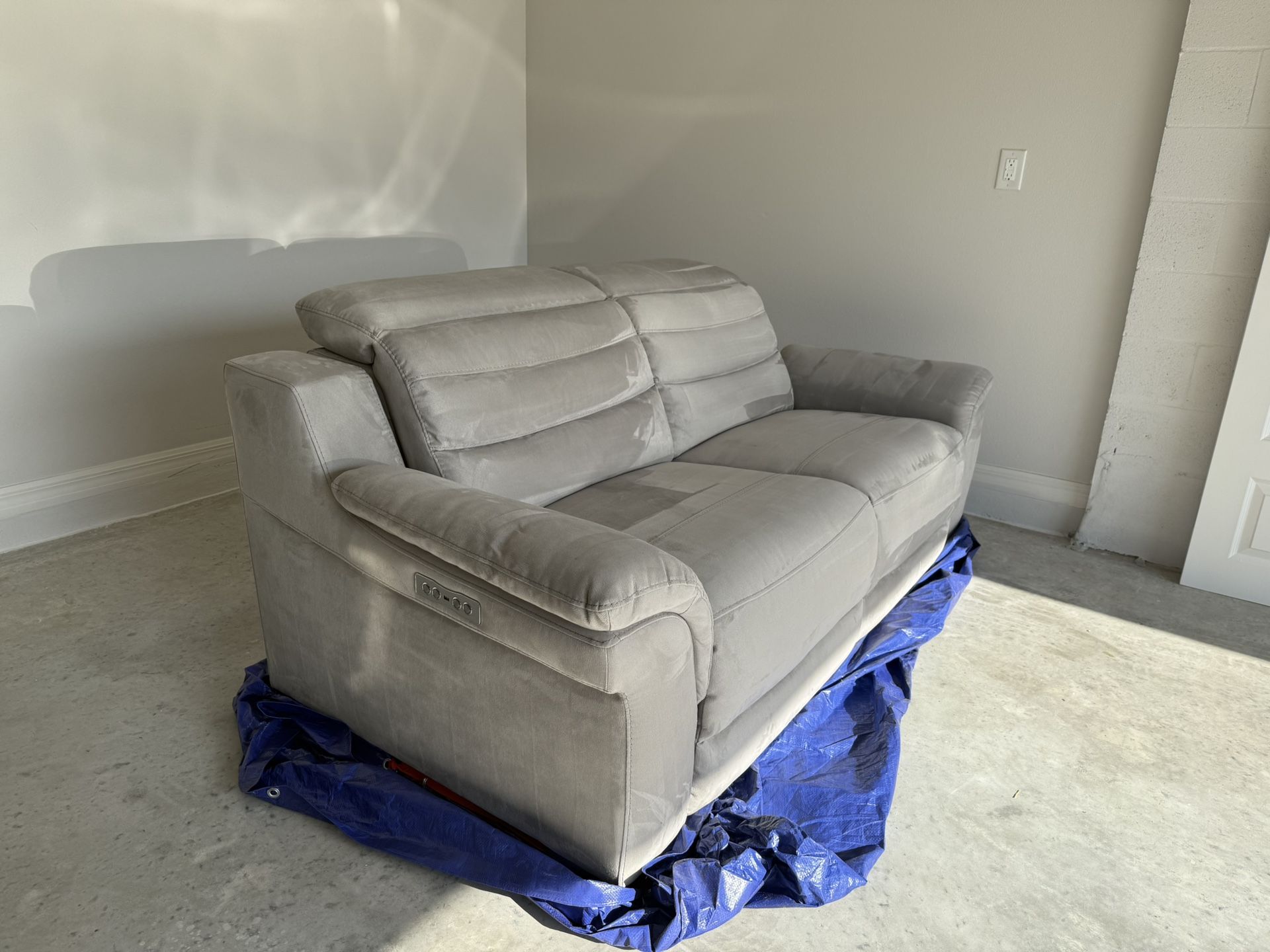 City Furniture Modern Power Recliner Loveseat Sofa Couch