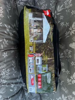 Ozark Trail 7 person 2-in-1 Screen House Connect