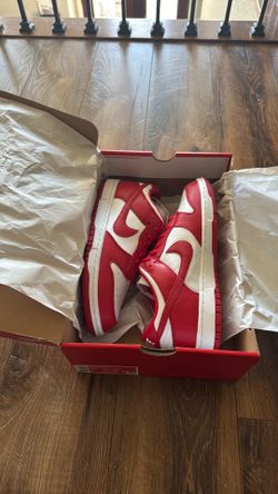 Nike Dunk Low SP “St. John’s ” Size 9.5
