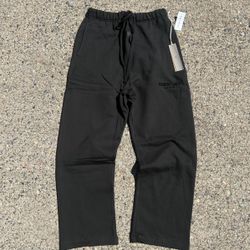🔥 ESSENTIALS FEAR OF GOD BLACK SWEATPANTS – SIZE XXL (NEW)