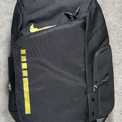 Nike Elite Backpack Black And Gold Brand New