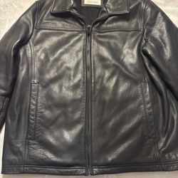 Men’s Leather Jacket